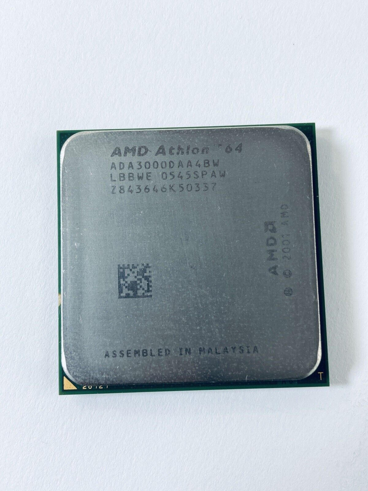 AMD Athlon 64 3000+ ADA3000DAA4BW 1.8-3.0GHz Socket 939 CPU