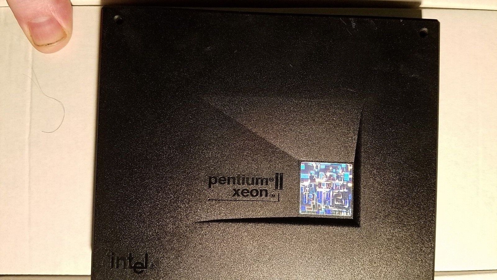 Super Rare Intel Pentium 2 II Xeon Q779ES Engineering Samp Prototype Collectible