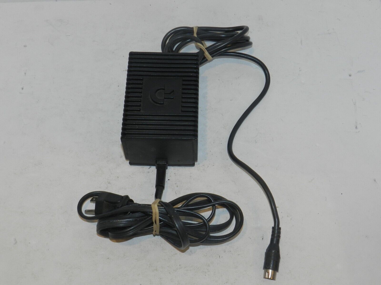 Original Genuine Commodore 64 ~ 4-pin Power Supply ~ 251053-02 TESTED