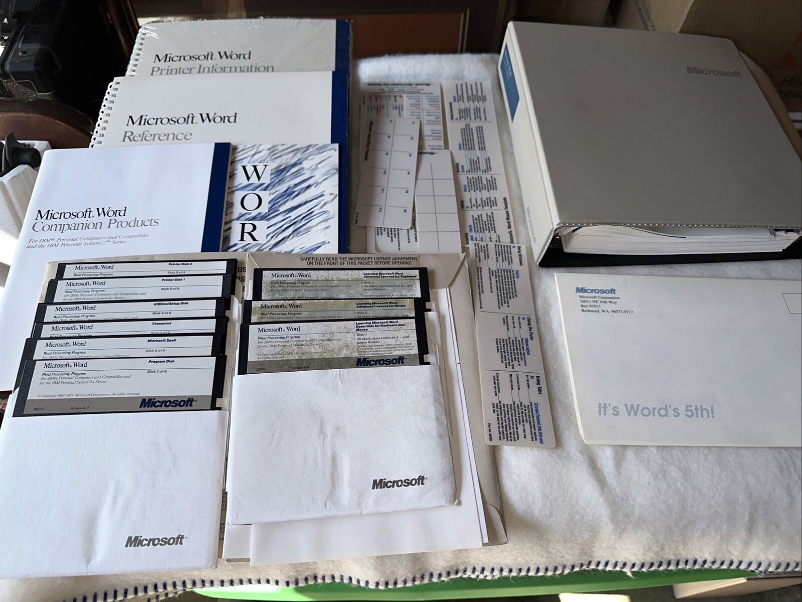 microsoft word version 4.0 vintage IBM 5.25 floppy diskettes