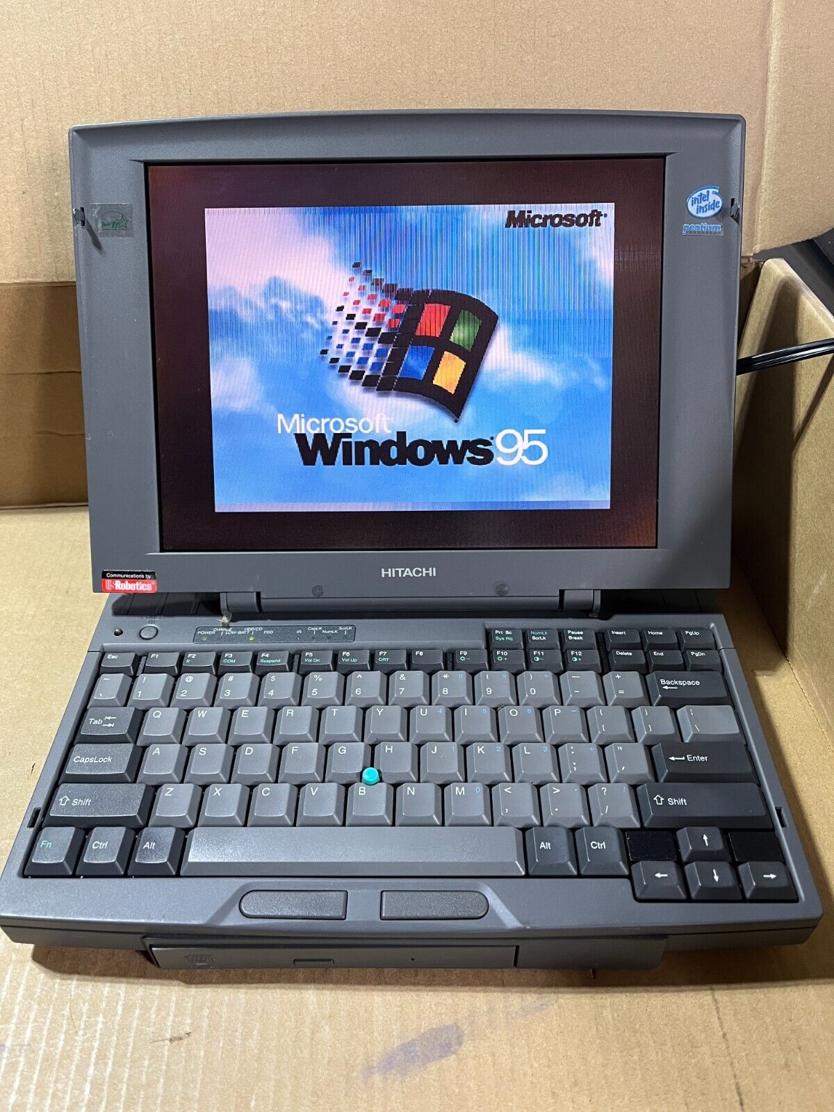 Used - Vintage - Hitachi M-120D Notebook - Pentium - 1GB HD - 16MB - Win95 - CD
