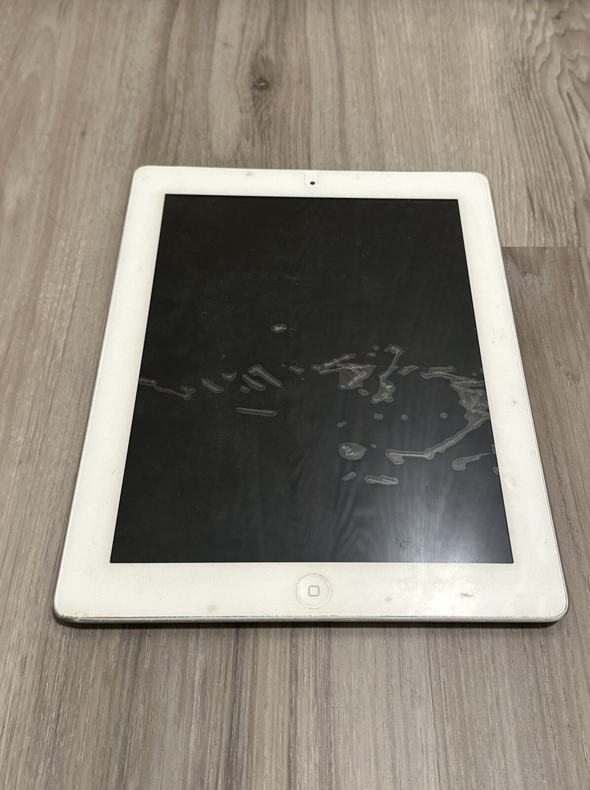 Apple iPad 2 32GB, Wi-Fi (Cellular Status Unkown) A1397 9.7in White/Silver PONW