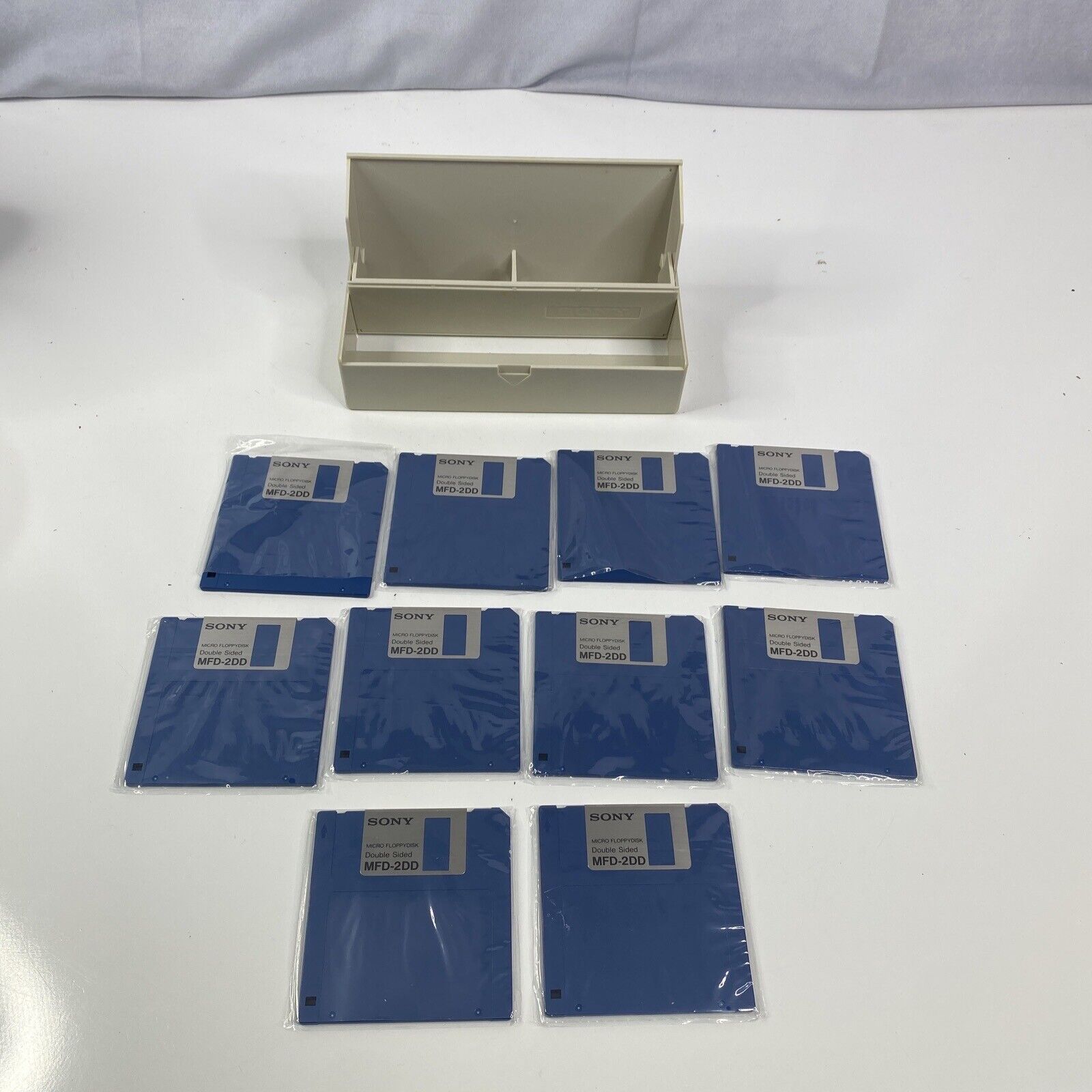 Vintage Sony 3.5” Floppy Disk Storage With 10 Sony Mfd-2dd NEW DISCS