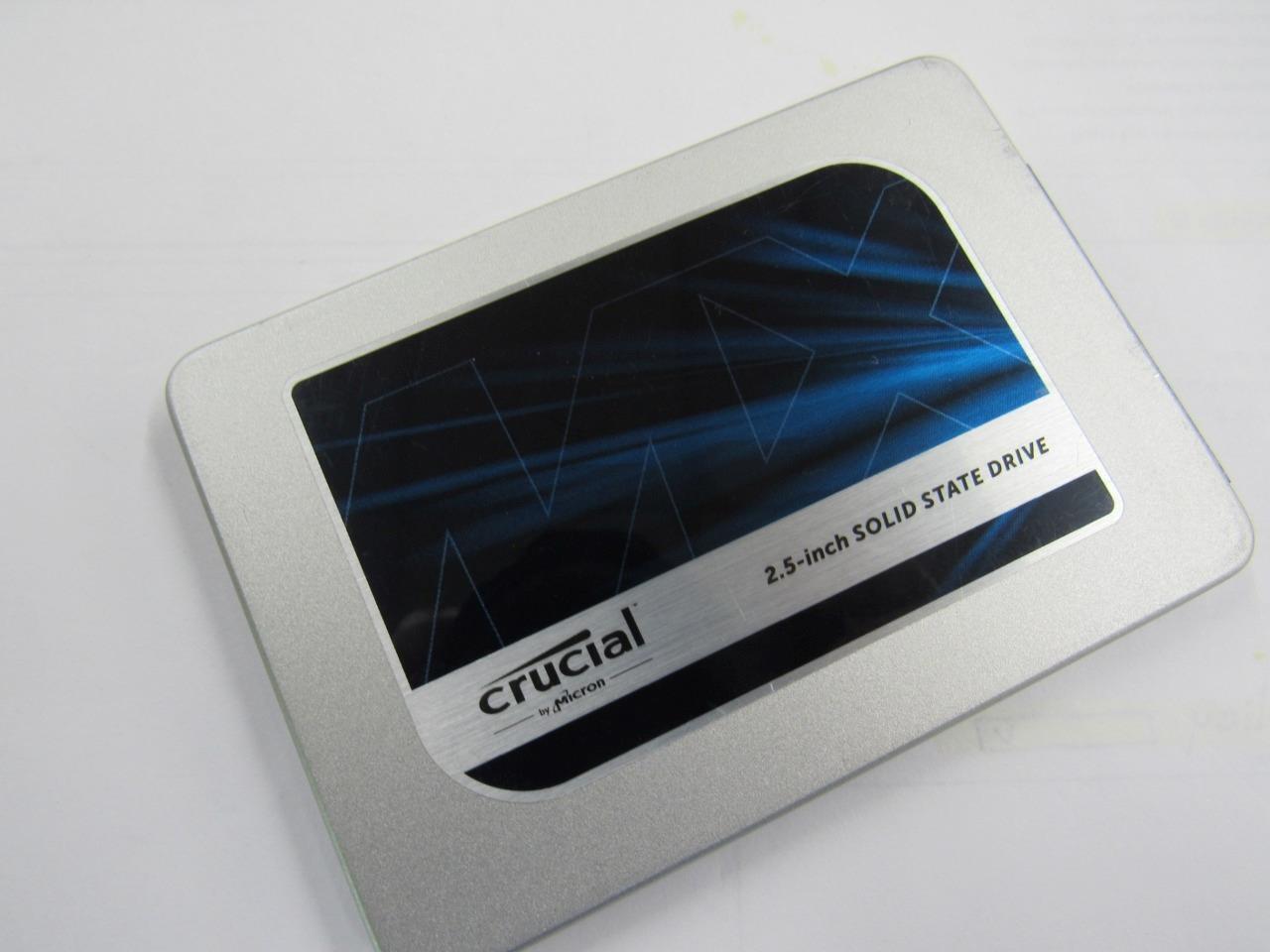 Crucial CT525MX300SSD1 525GB 2.5\