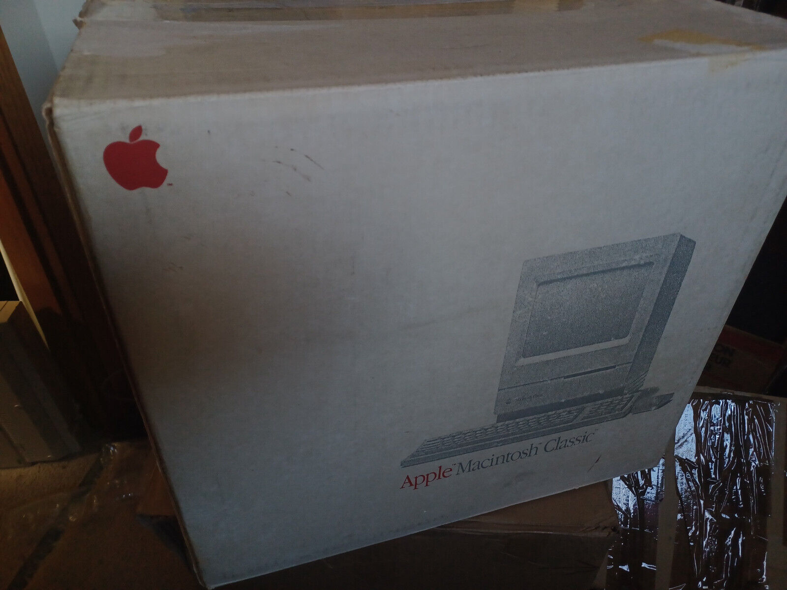 Rare Vint Packaged Apple MacIntosh Classic computer  - Tested and Working NMIB