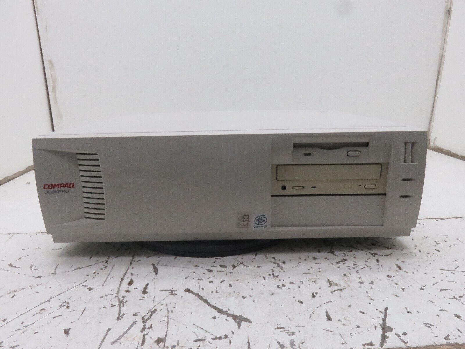 Compaq Deskpro EN Desktop Computer Intel Pentium 3 PIII 500MHz 128MB Ram No HDD