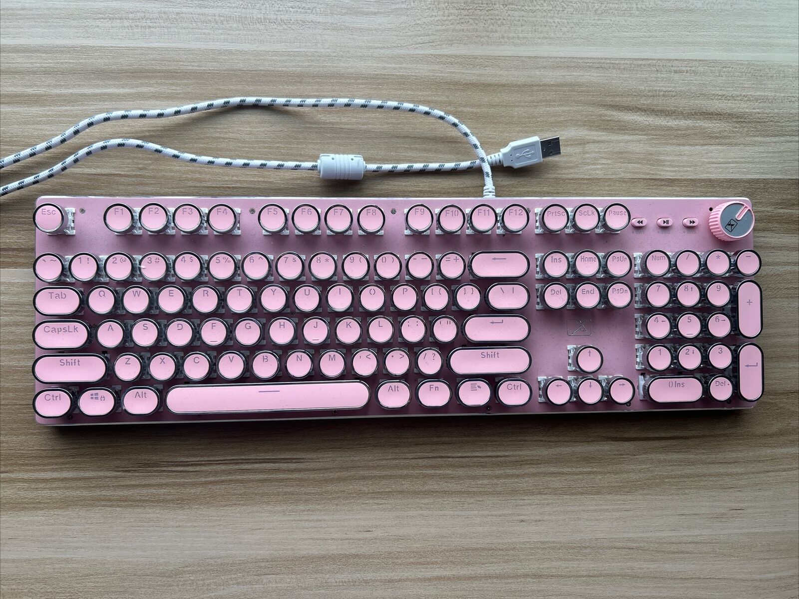 Pink Gaming Keyboard — Retro Punk Typewriter Style — White Backlight — USB Wired