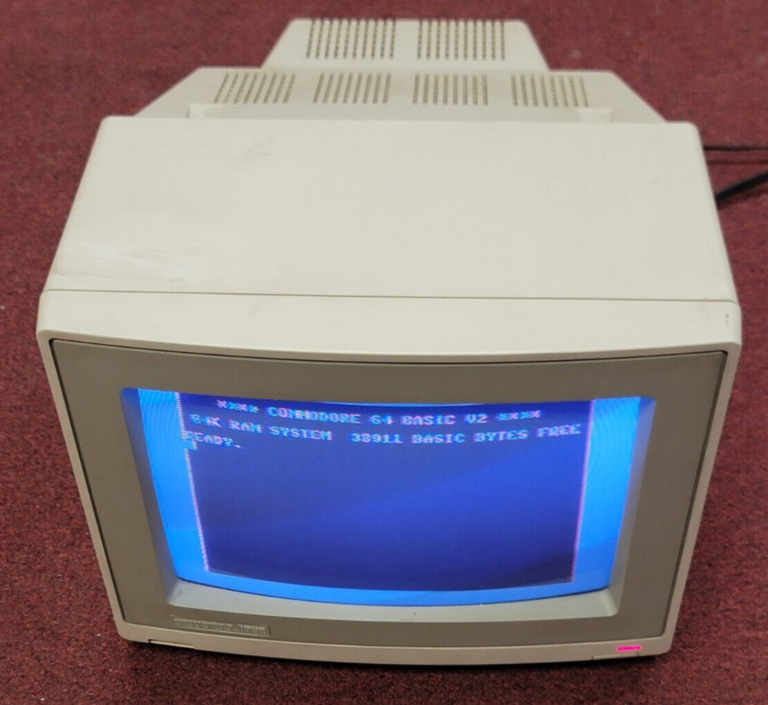 Commodore 1902 Color Display Video  computer gaming Monitor - TESTED & WORKING