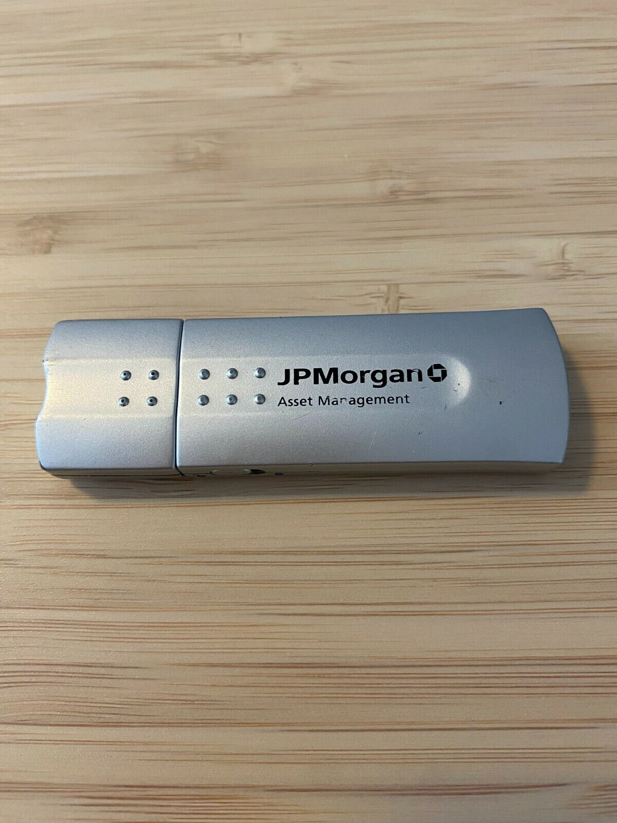 Old Vintage JPMorgan Bank Asset Management USB Flash Thumb Drive 128MB Silver