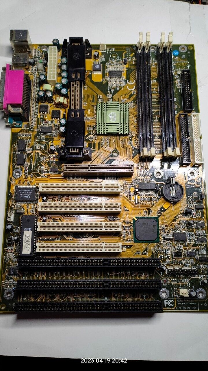 Legendary Chaintech 6BTM  Motherboard (440BX) + CPU & 128 MB + Bonus