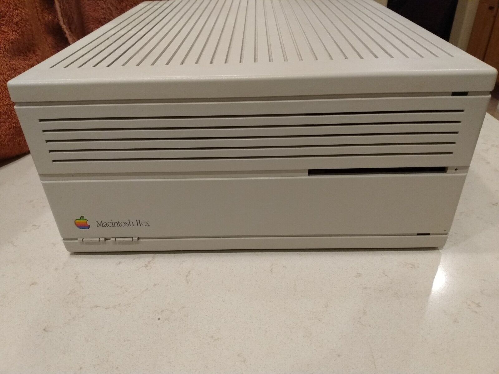 Apple MacIntosh IIcx Vintage Desktop Computer M5650 VERY CLEAN Untested