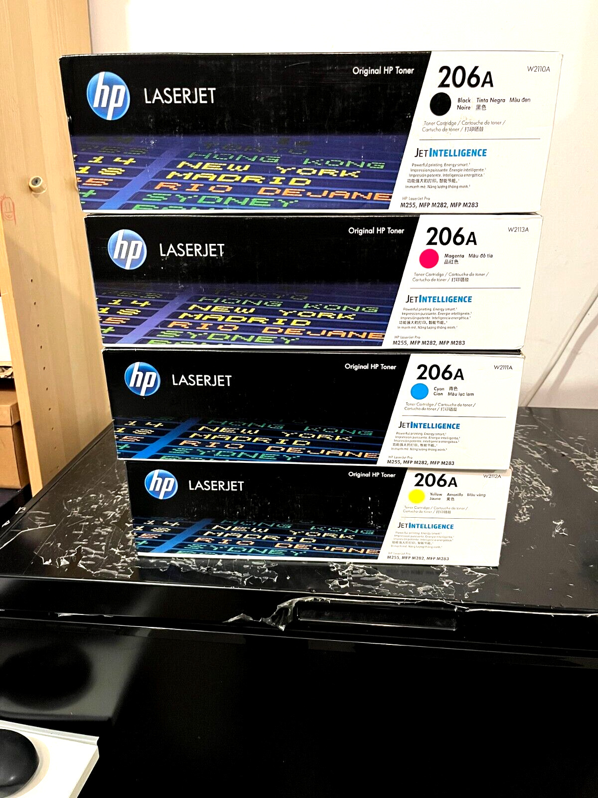 Set of 4 Genuine HP LaserJet 206A Toner  W2110A W2111A W2112A W2113A Sealed New