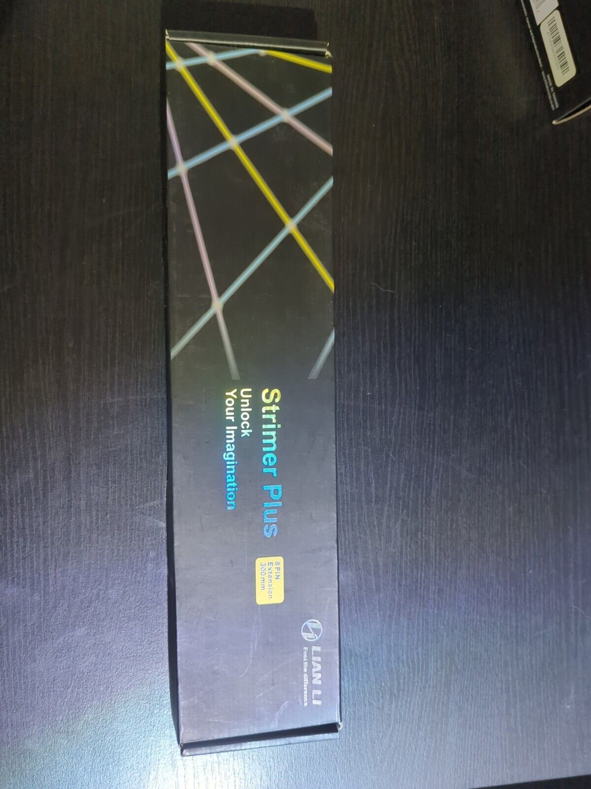 Lian Li Strimer Plus 8 RGB 8-Pin PCI-E Cable