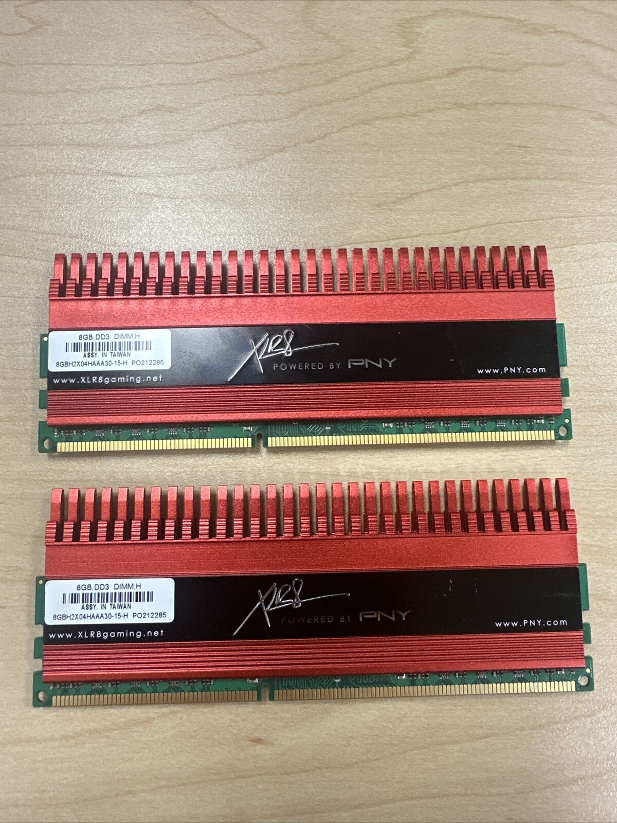 PNY XLR8 16GB (2x8GB)  DDR3 RAM 1600MHz (8GBH2X04HAAA30-15-H)
