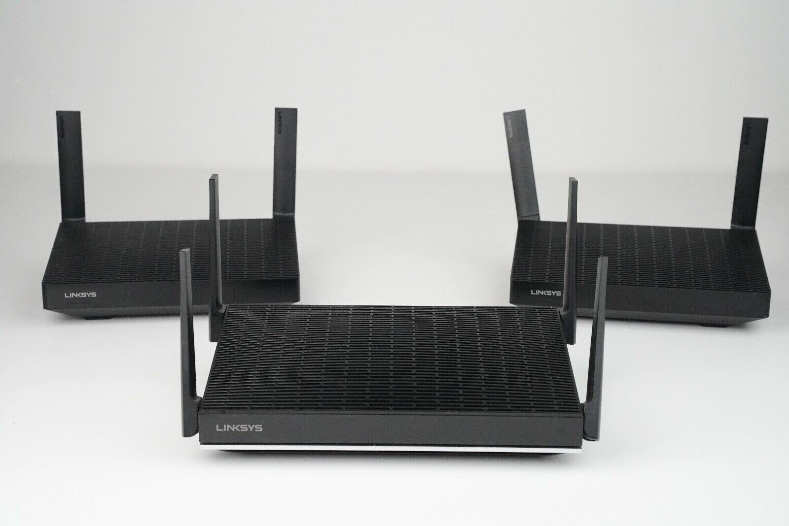 Linksys Mesh Network Set MR9600 x1 M7200 x2 Small Business Network Solution