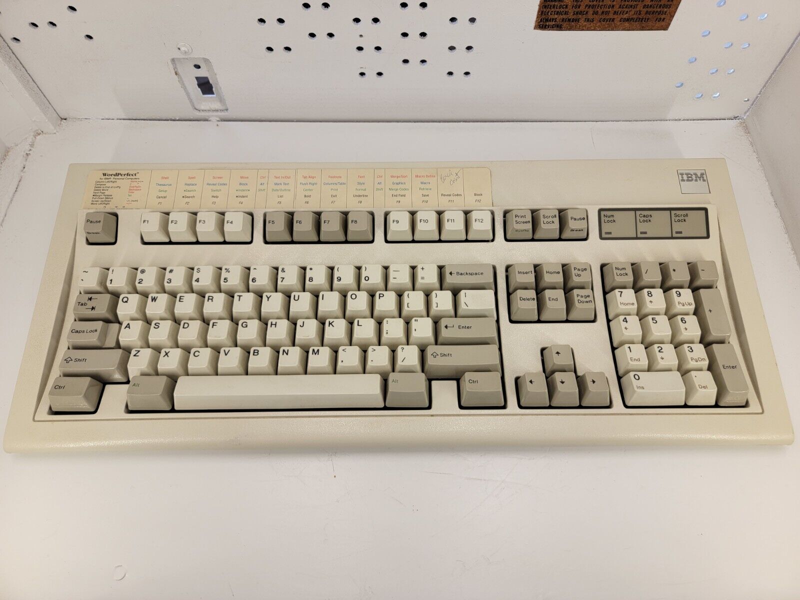 IBM Vintage PS/2 (Silver Label) OCT 1986, Model M Clicky Keyboard, # 1390131