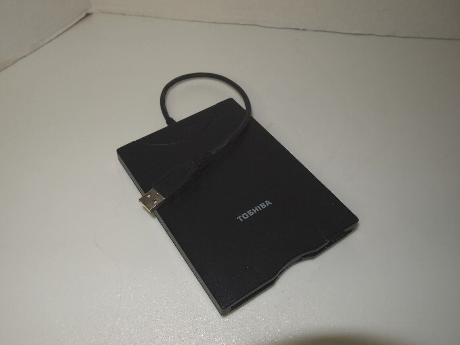 Toshiba USB FDD Kit External Floppy Drive Wired Disk Part Model No. PA3214U-2FDD