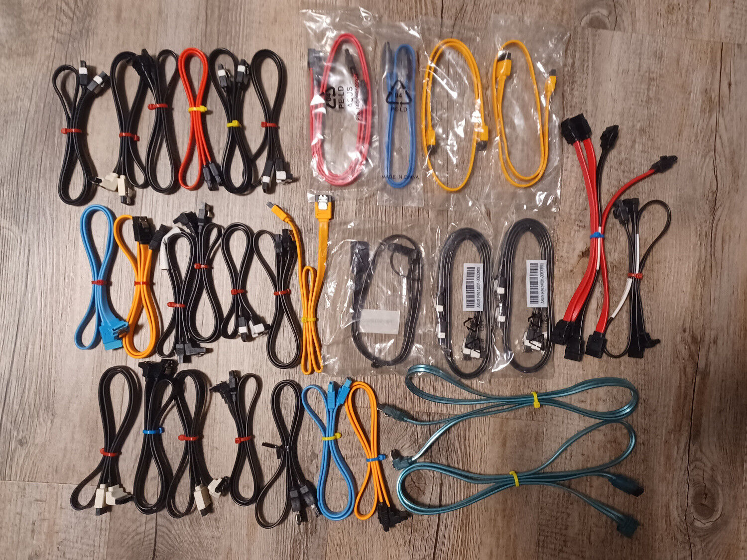 SATA cables lot of 34