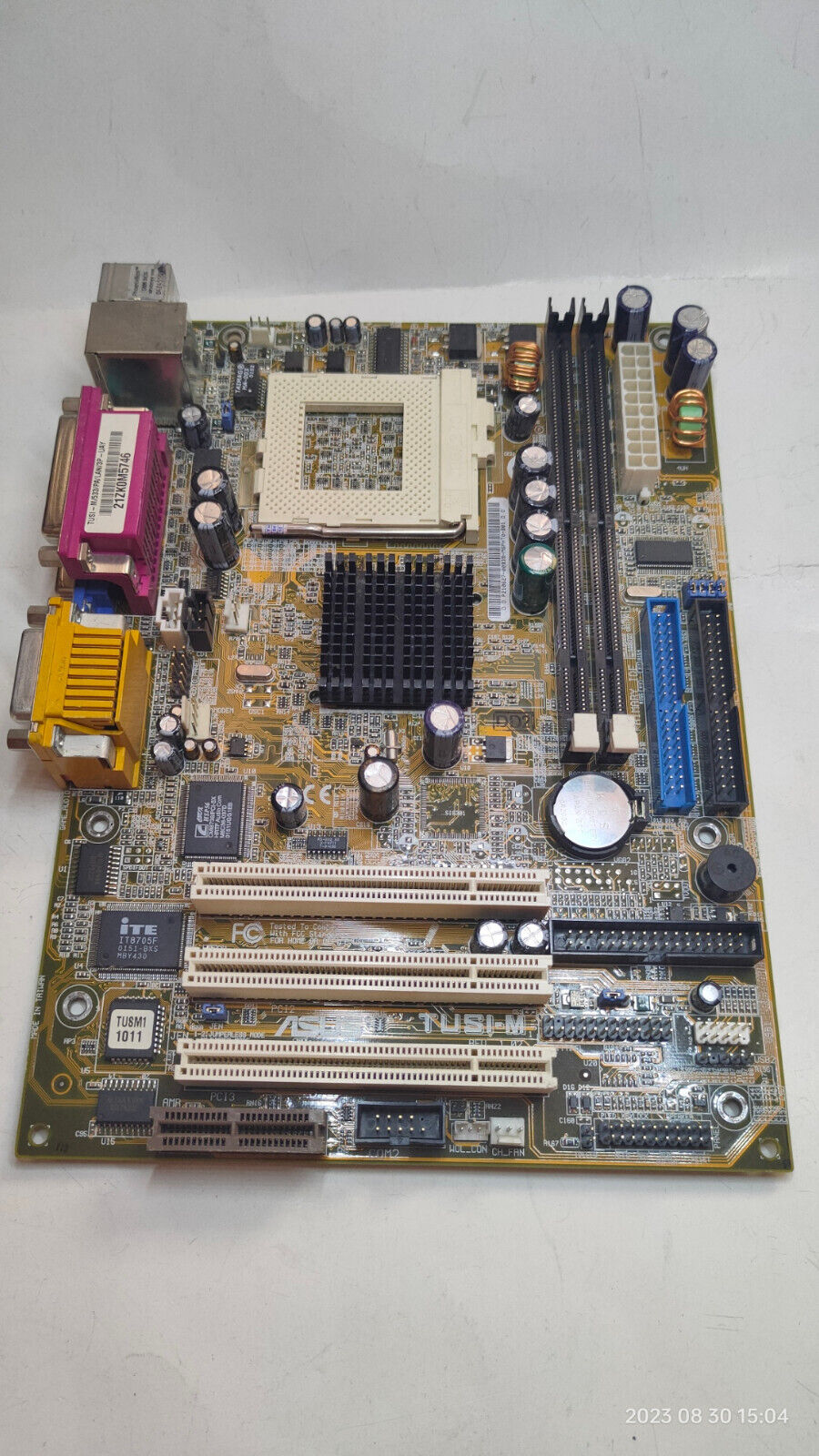 Socket 370 *Tualatin* SET ASUS TUSI-M Motherboard (SIS 630) CPU & 128 MB + Bonus