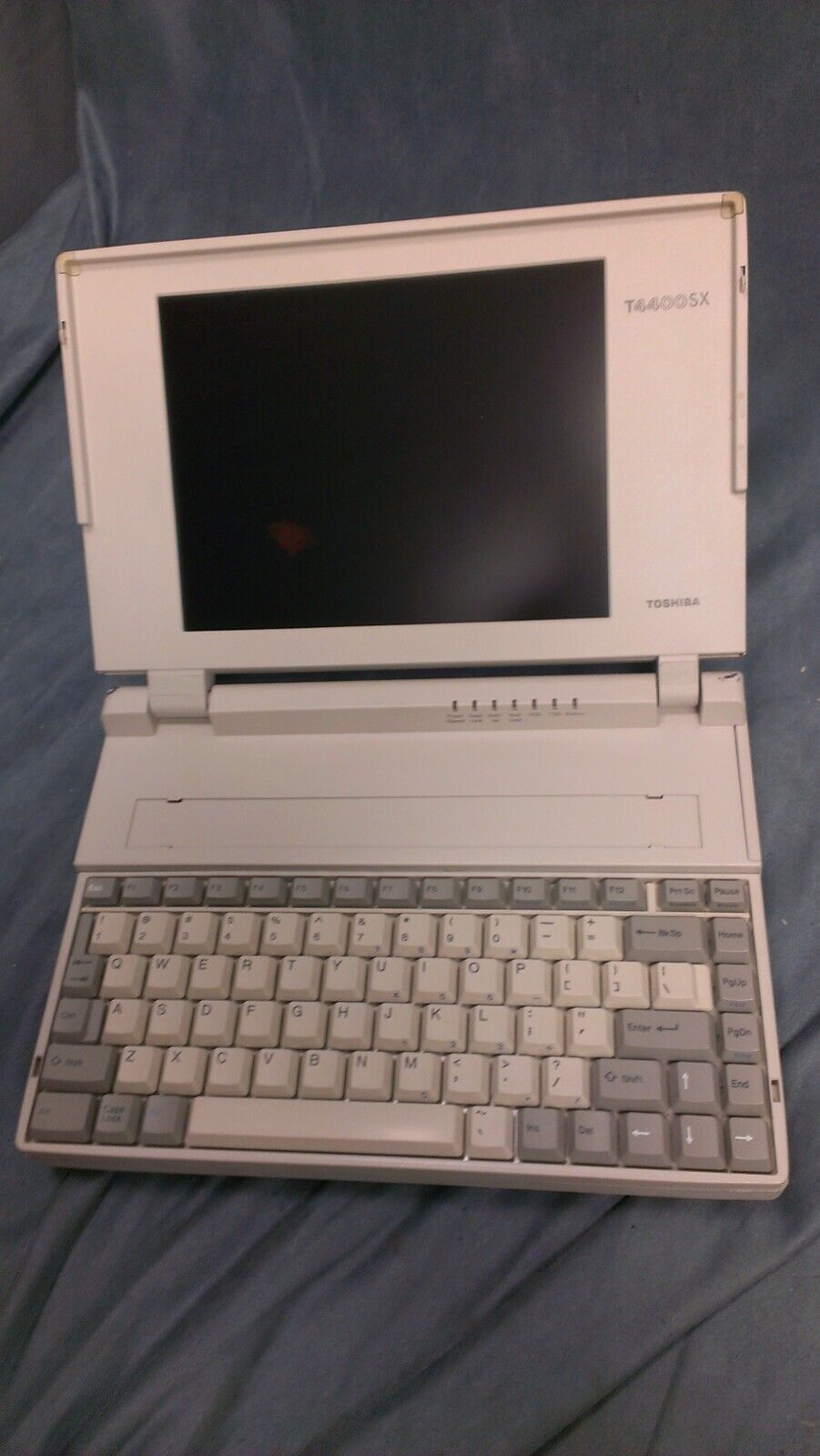 Vintage 1980s Toshiba T4400SX Portable Computer Luggable Laptop UNTESTED AS IS