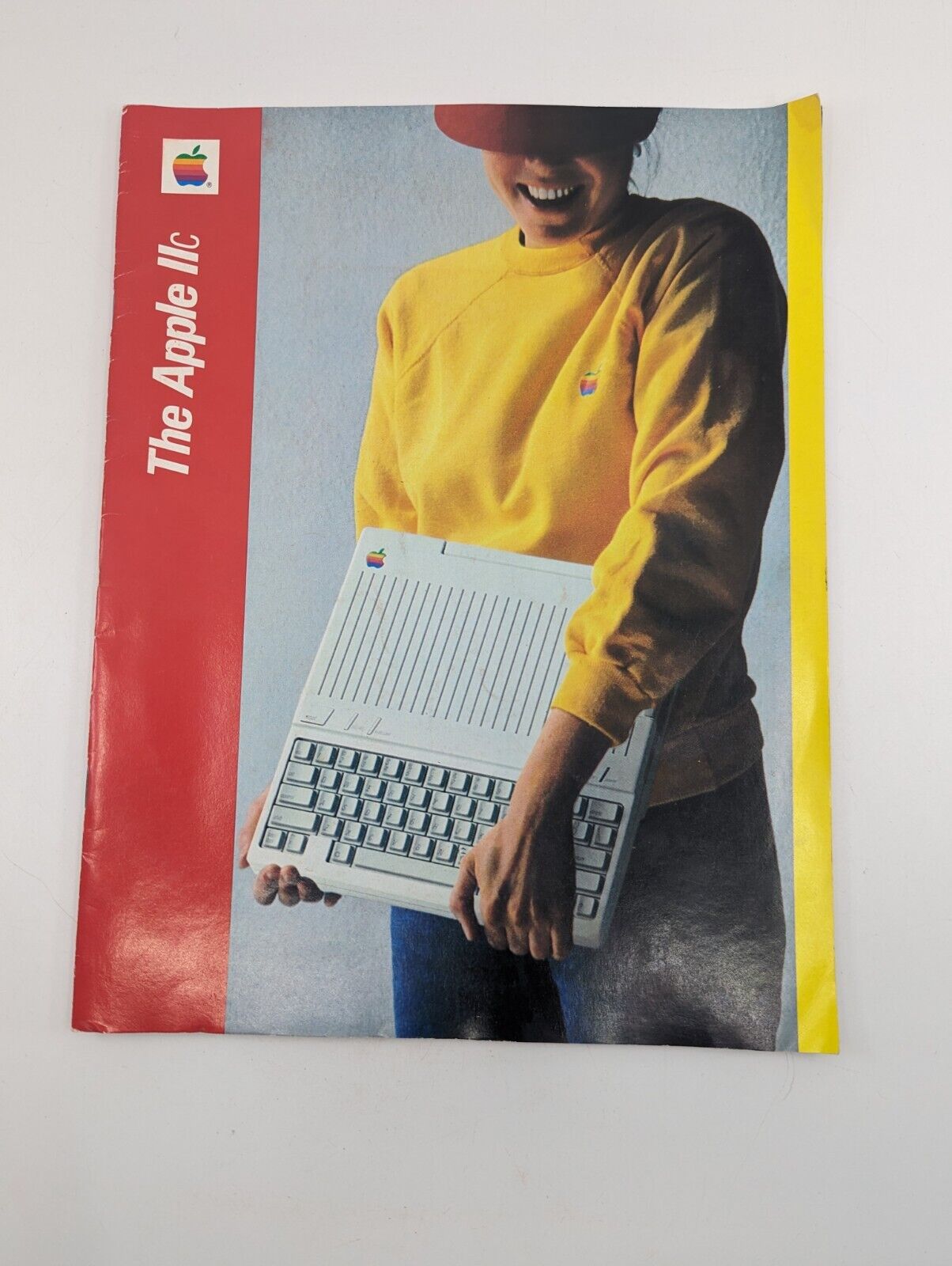 Vintage 1984 Introducing the Apple IIc Computer Brochure, VGC,  P/N A2F4001 RARE