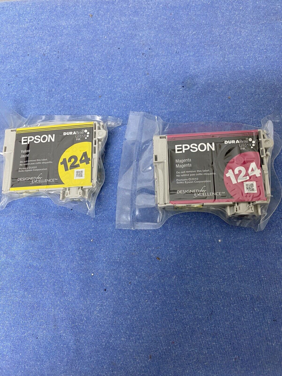 A PAIR OF EPSON GENUINE 124 INK CARTRIDGES ONE YELLOW & ONE MAGENTA