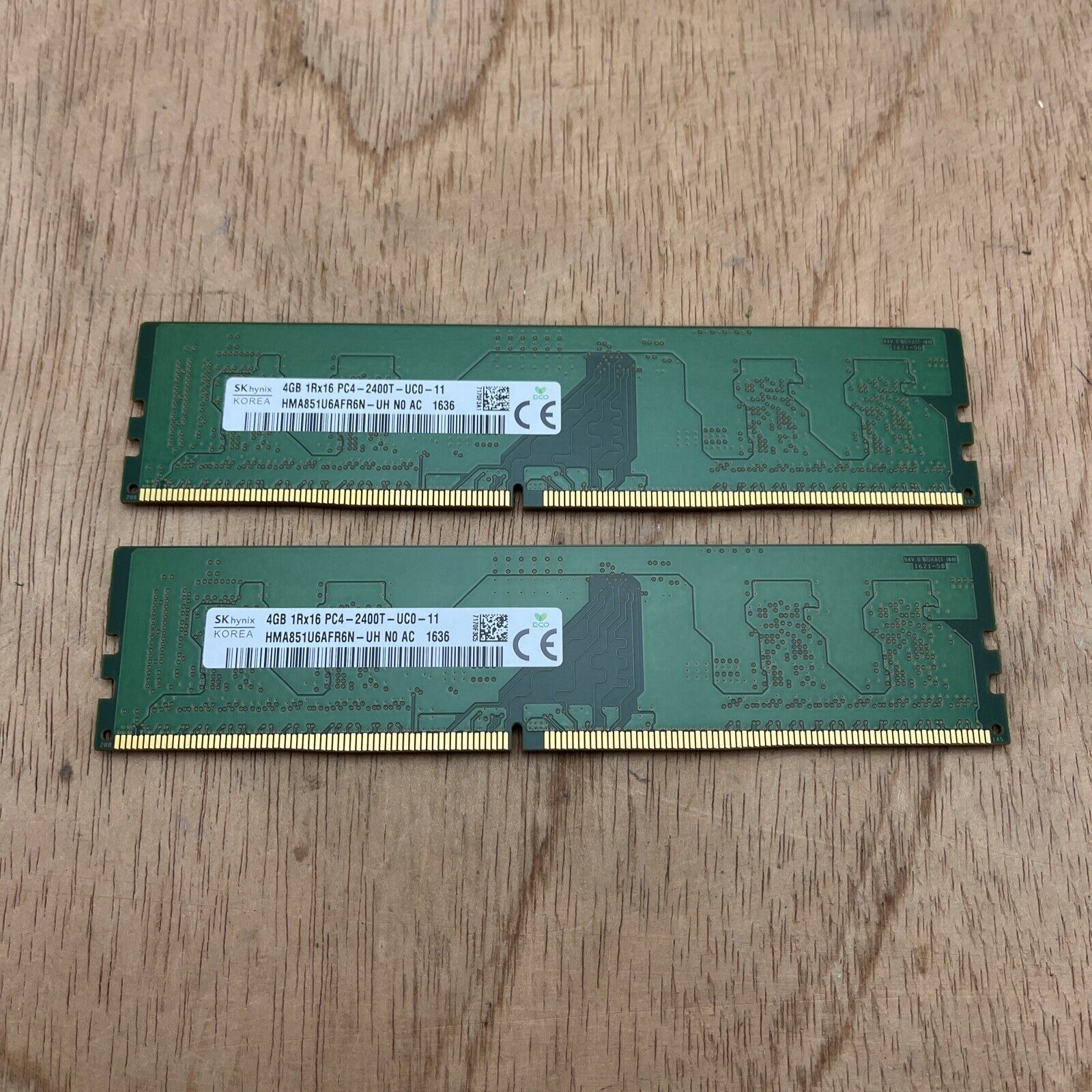 SKHynix PC4 1RX16 4GB 2400T DDR4 SDRAM HMA851U6AFR6N-UH