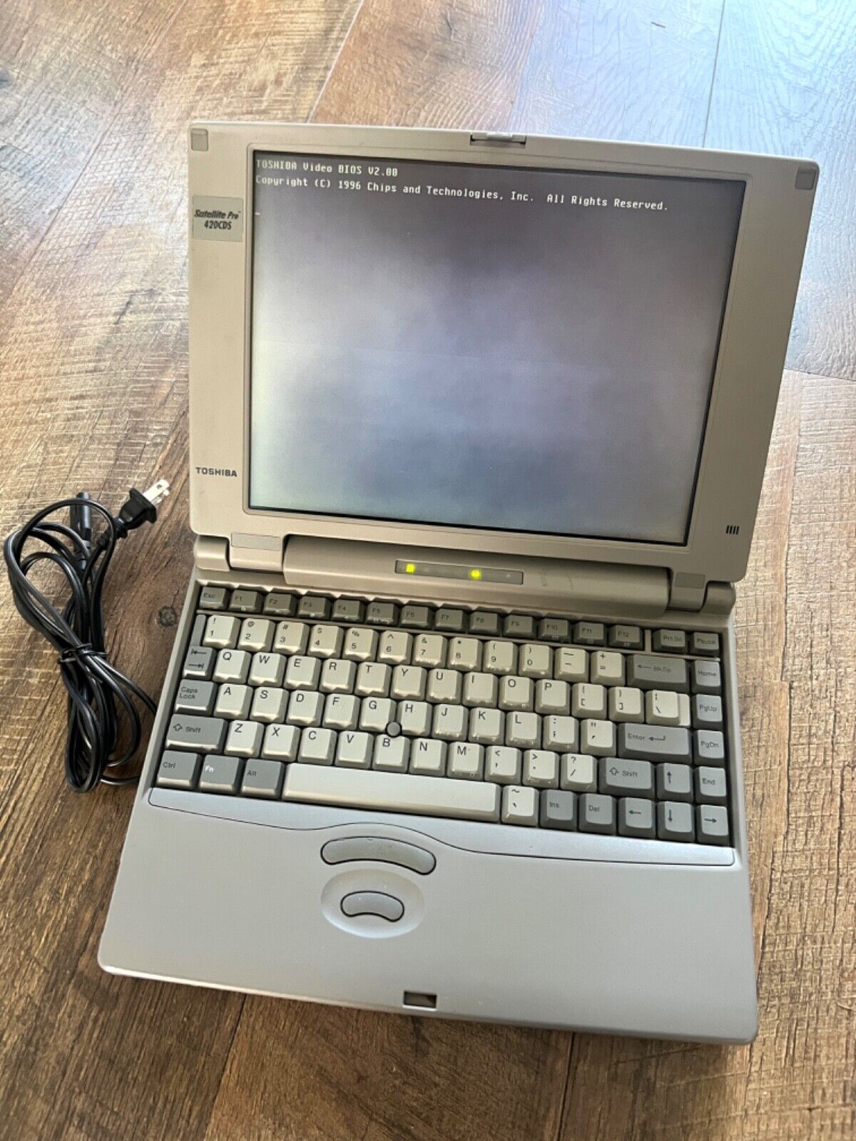 Vintage Toshiba Satellite Pro 420CDS 810 Laptop, Working battery, Boots to Bios