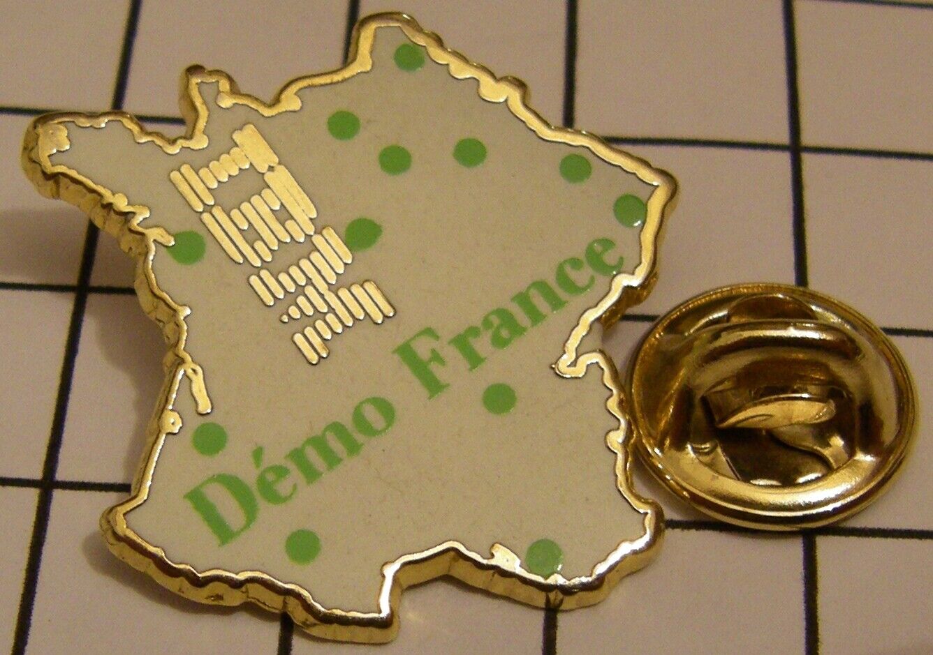 IBM DEMO FRANCE MAP CITIES Vintage Pin Badge