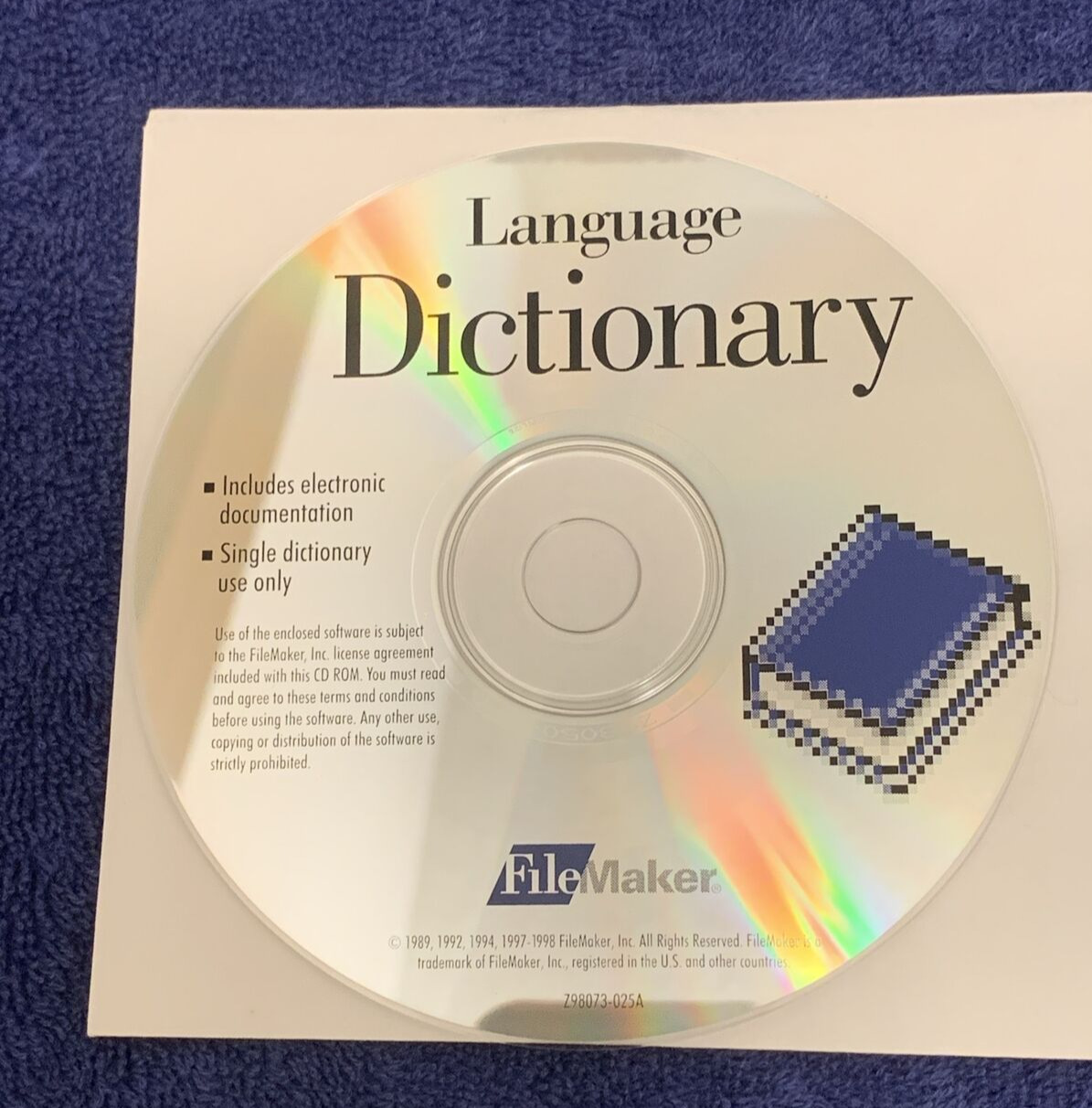Vintage and Rare: FileMaker Language Dictionary CD and License; Mac/Win; 1998