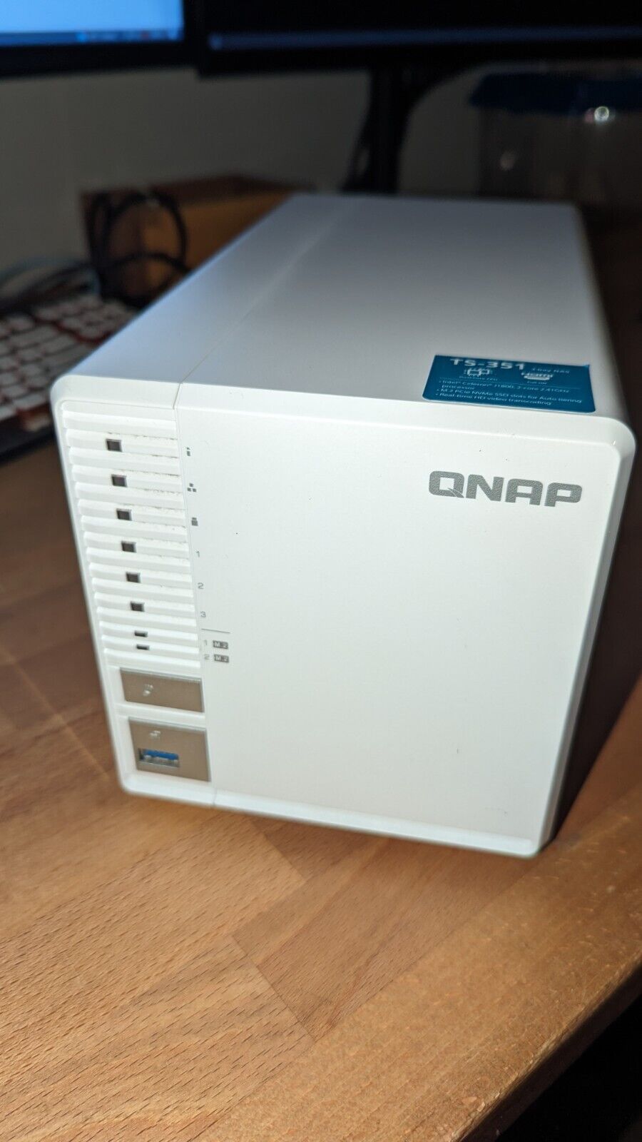 Qnap TS-351 - 3-Bay Raid-5 Nas with 2 NVMe SSD Slots