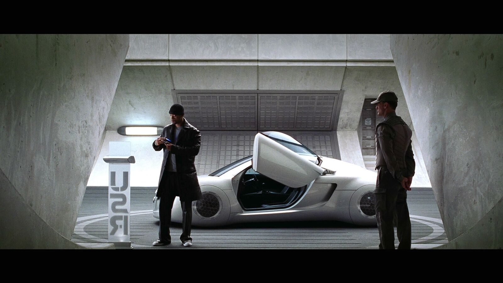 Cars i robot action mystery sci fi futuristic technics Gaming Desk Mat