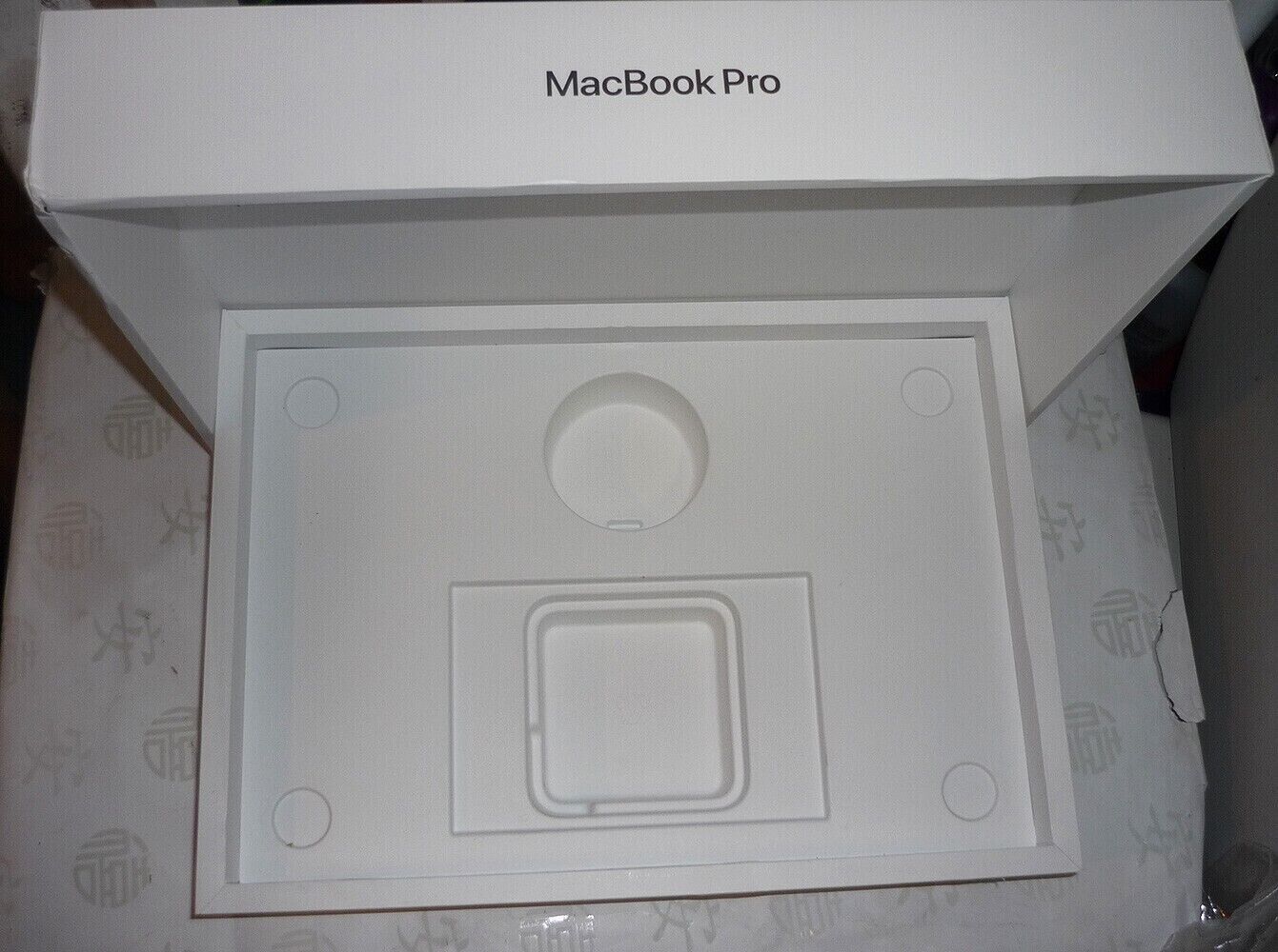 Apple MacBook Pro 13 inch  **EMPTY BOX ONLY**