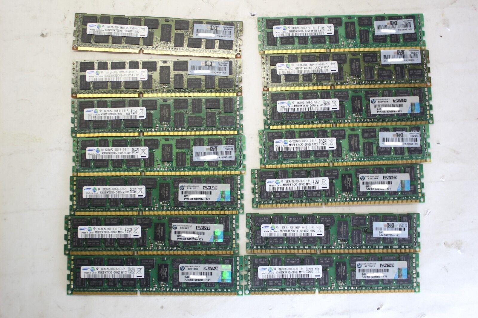 Lot of*14 Samsung M393B1K70CH0-CH9Q5 8GB 2Rx4 PC3-10600R DDR3 Server RAM