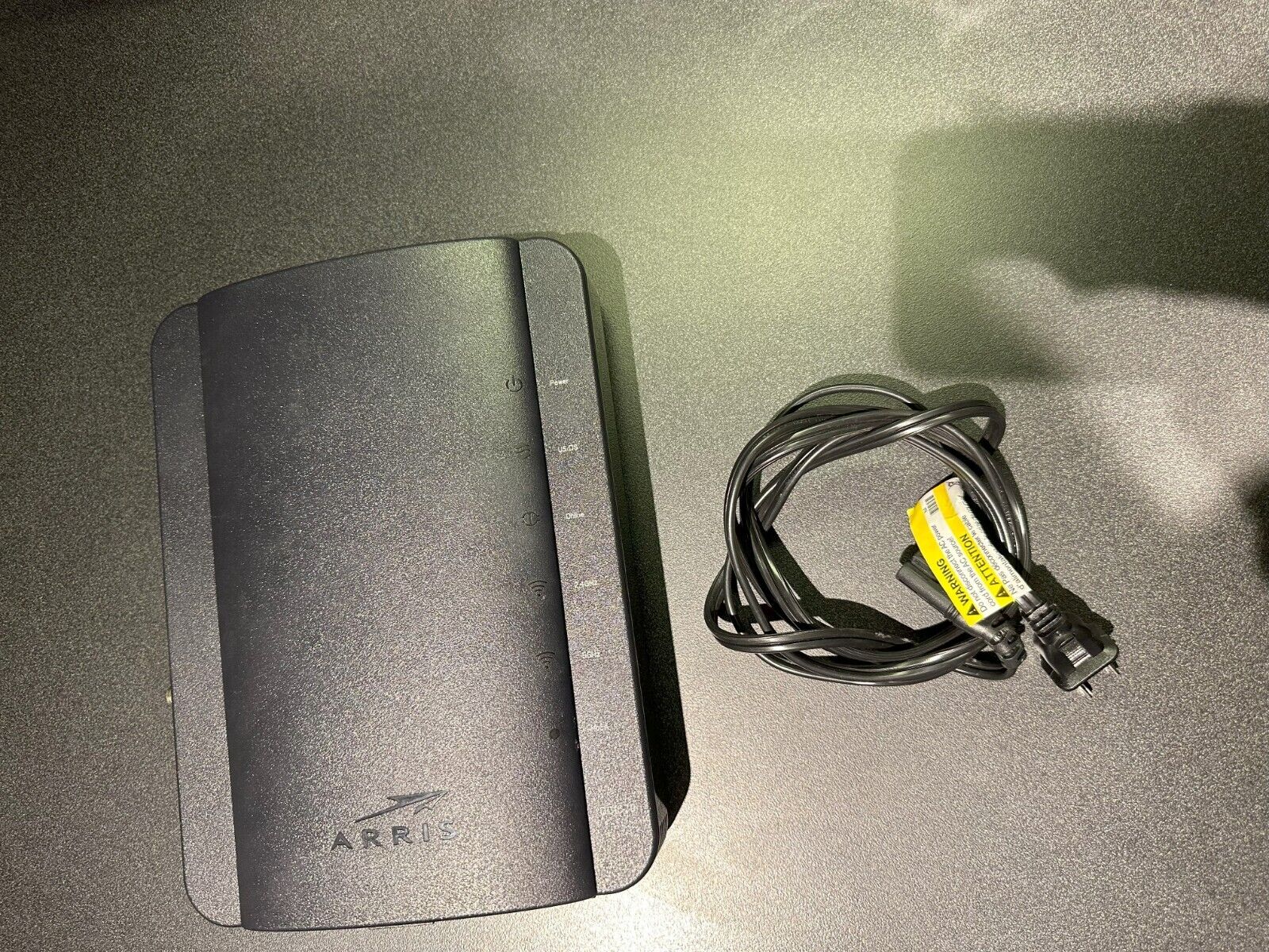 ARRIS DG1670A Dual Band Data Wireless Cable Modem Router 4-Port