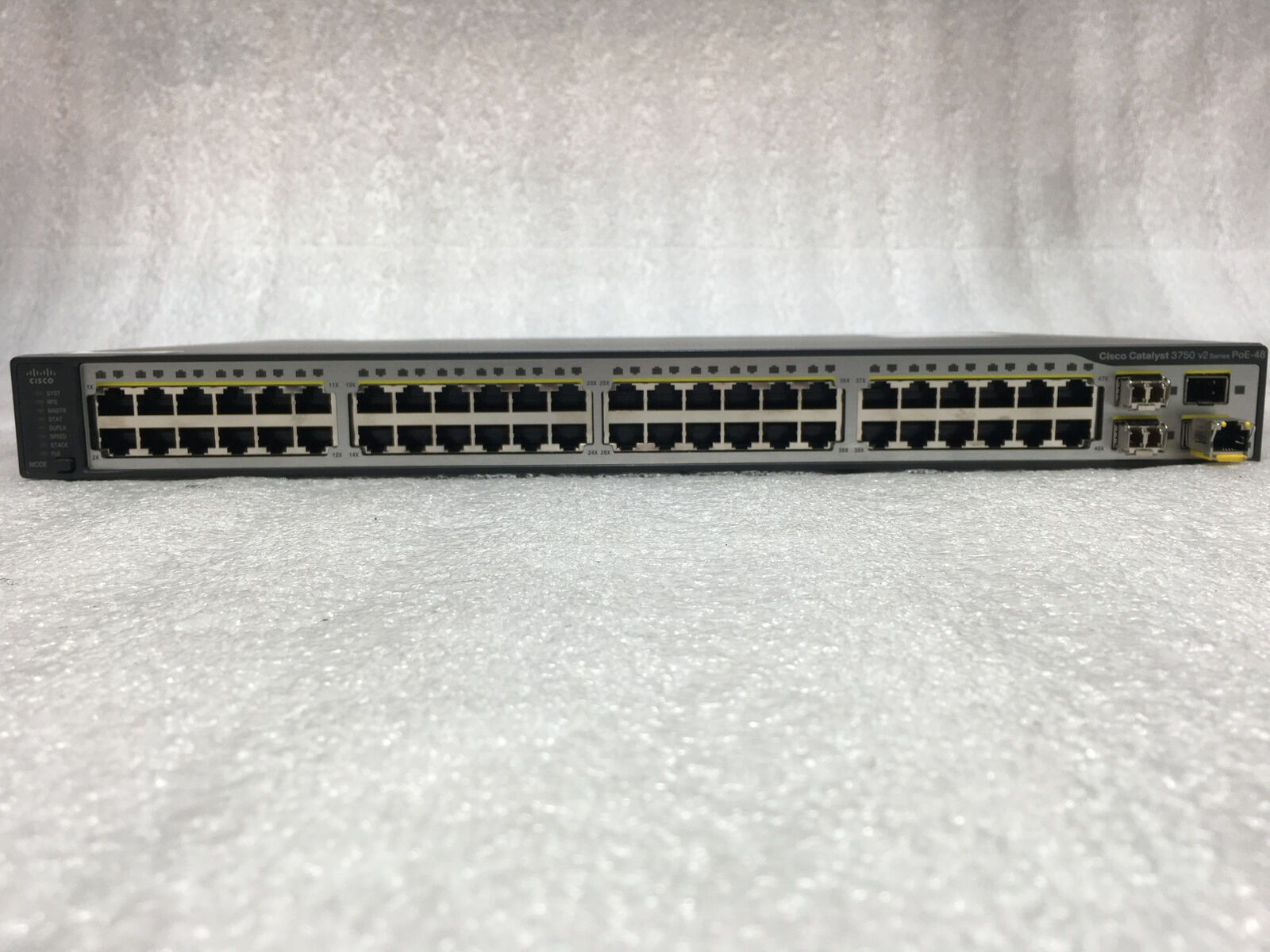 Cisco Catalyst WS-C3750V2-48PS-S V06 48-Ports Rack-Mountable Switch, Reset