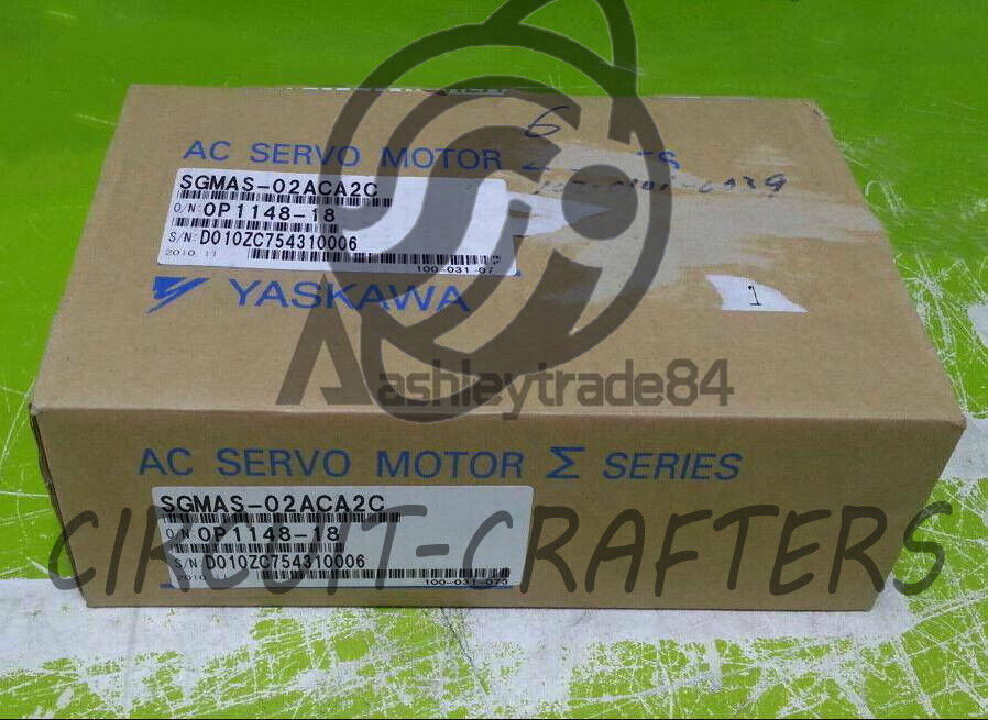 1PCS New in box Yaskawa Servo Motor SGMAS-02ACA2C