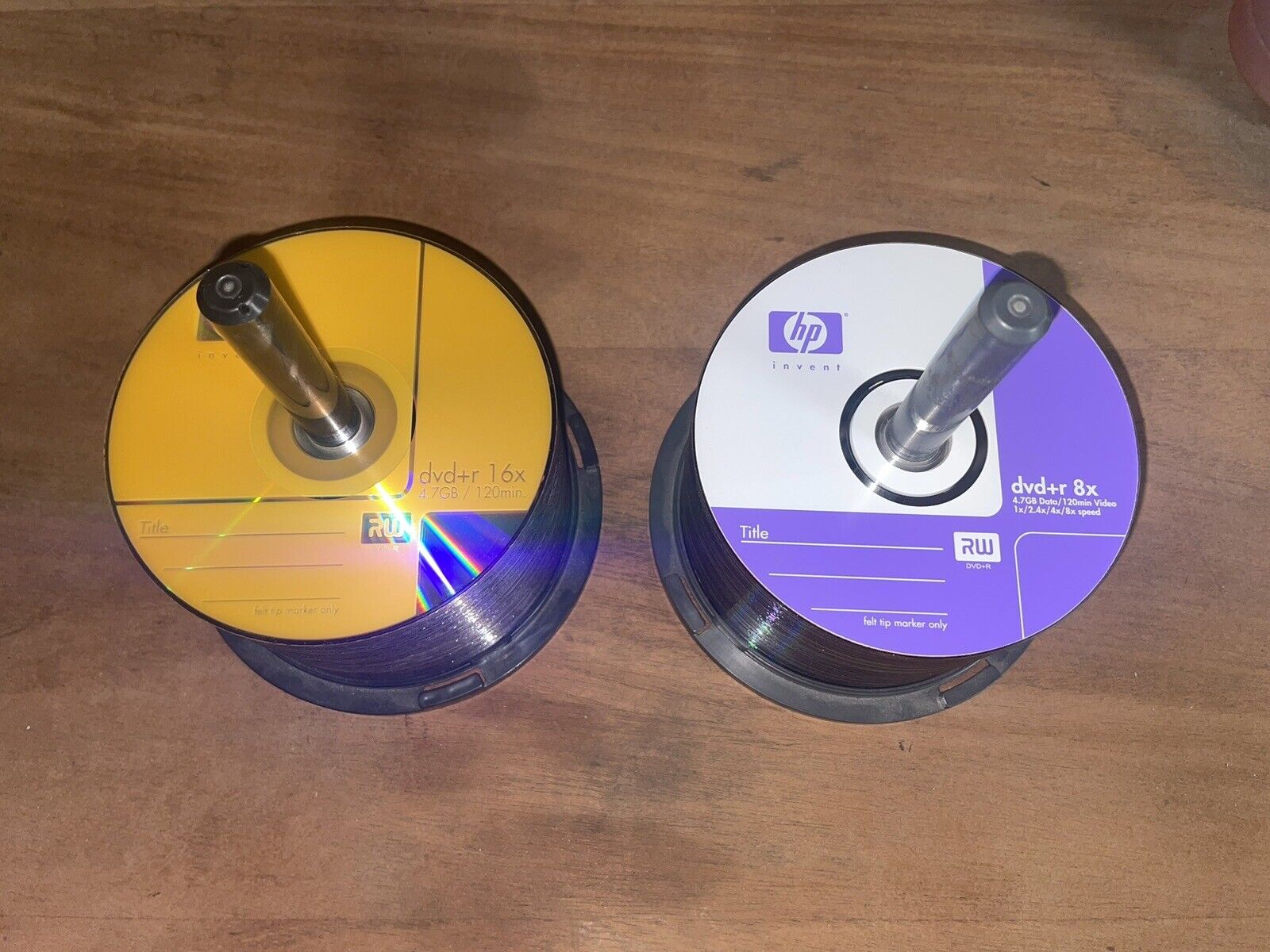 Lot Of 100 HP 4.7 GB DVD R Blank Discs