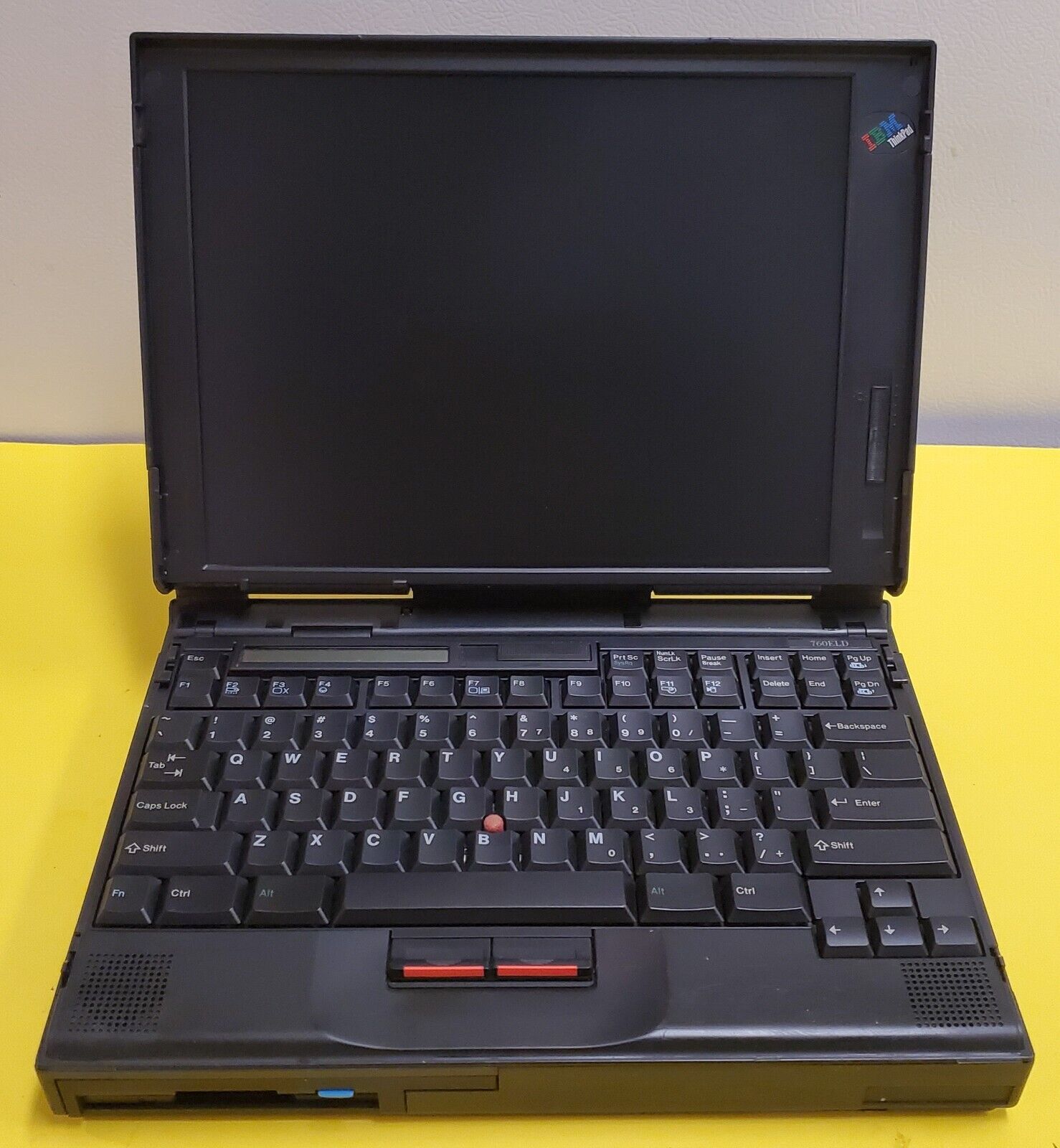 Vintage IBM Thinkpad 760ELD Type 9547 Retro Rare Notebook Laptop Computer as is