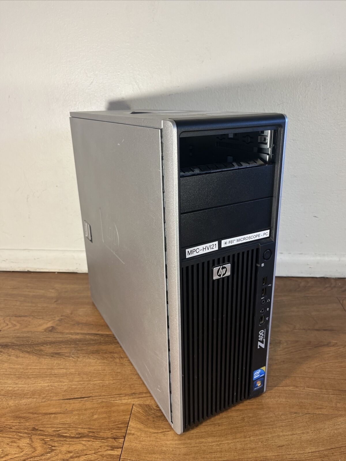 HP Z400 Xeon Computer Quad core W3520 @ 2.67 GHz 3 GB RAM Windows No HDD Tested