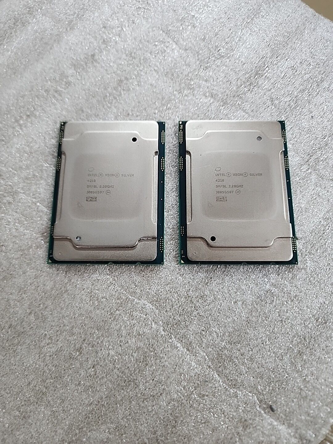 Matched Pair Intel Xeon Silver 4210 SRFBL 2.20GHz 10-Core LGA3647 CPU Processor