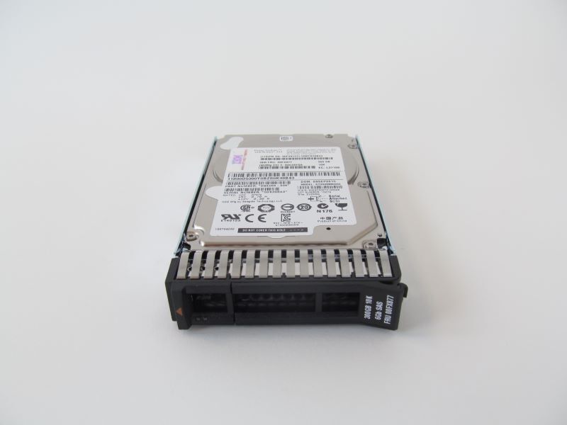 IBM 00E9912 00E9927 300GB 15K RPM 2.5
