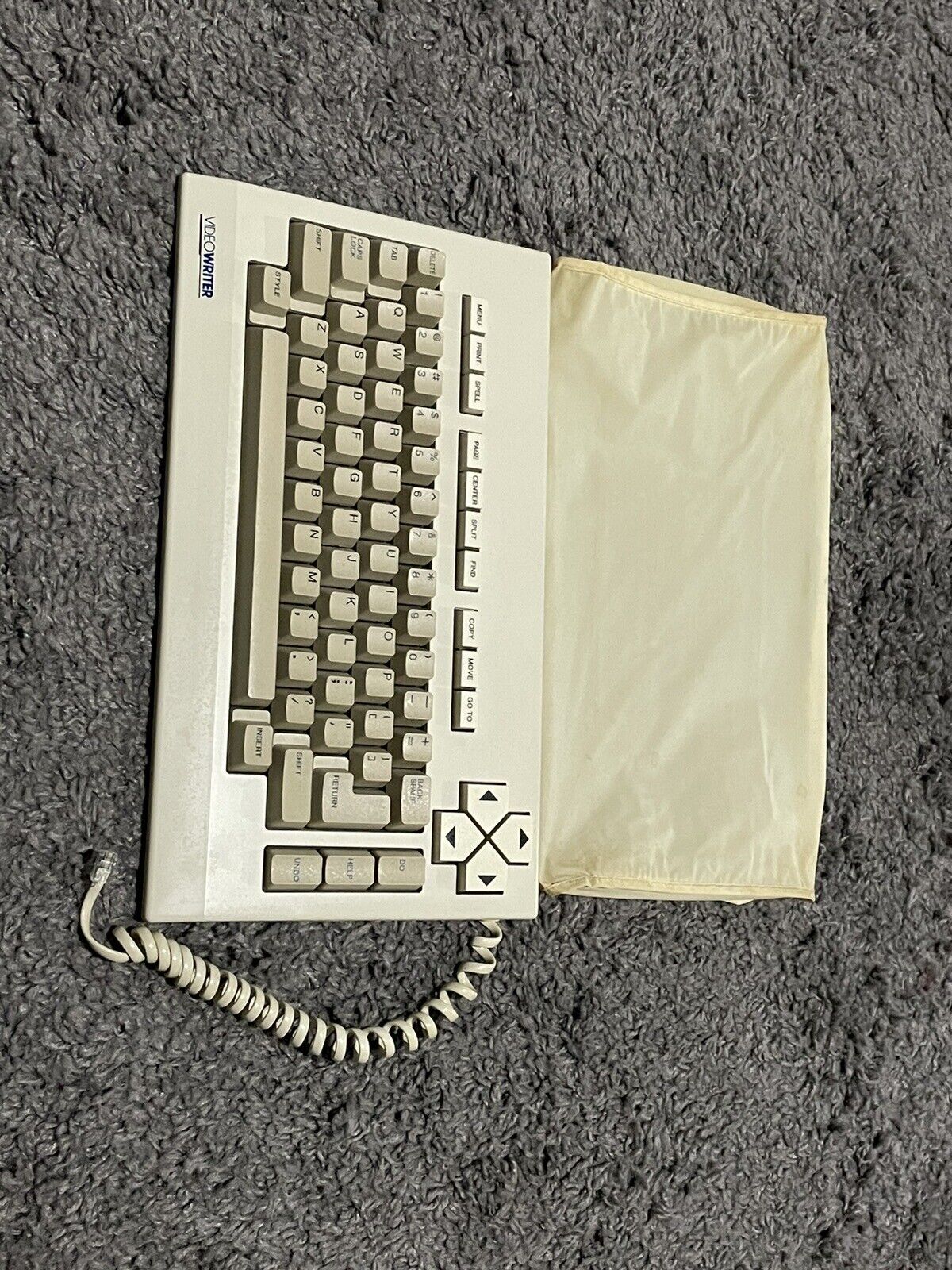Vintage 1986 Magnavox VideoWriter Keyboard Video Writer w/ Dust Cover - Tested