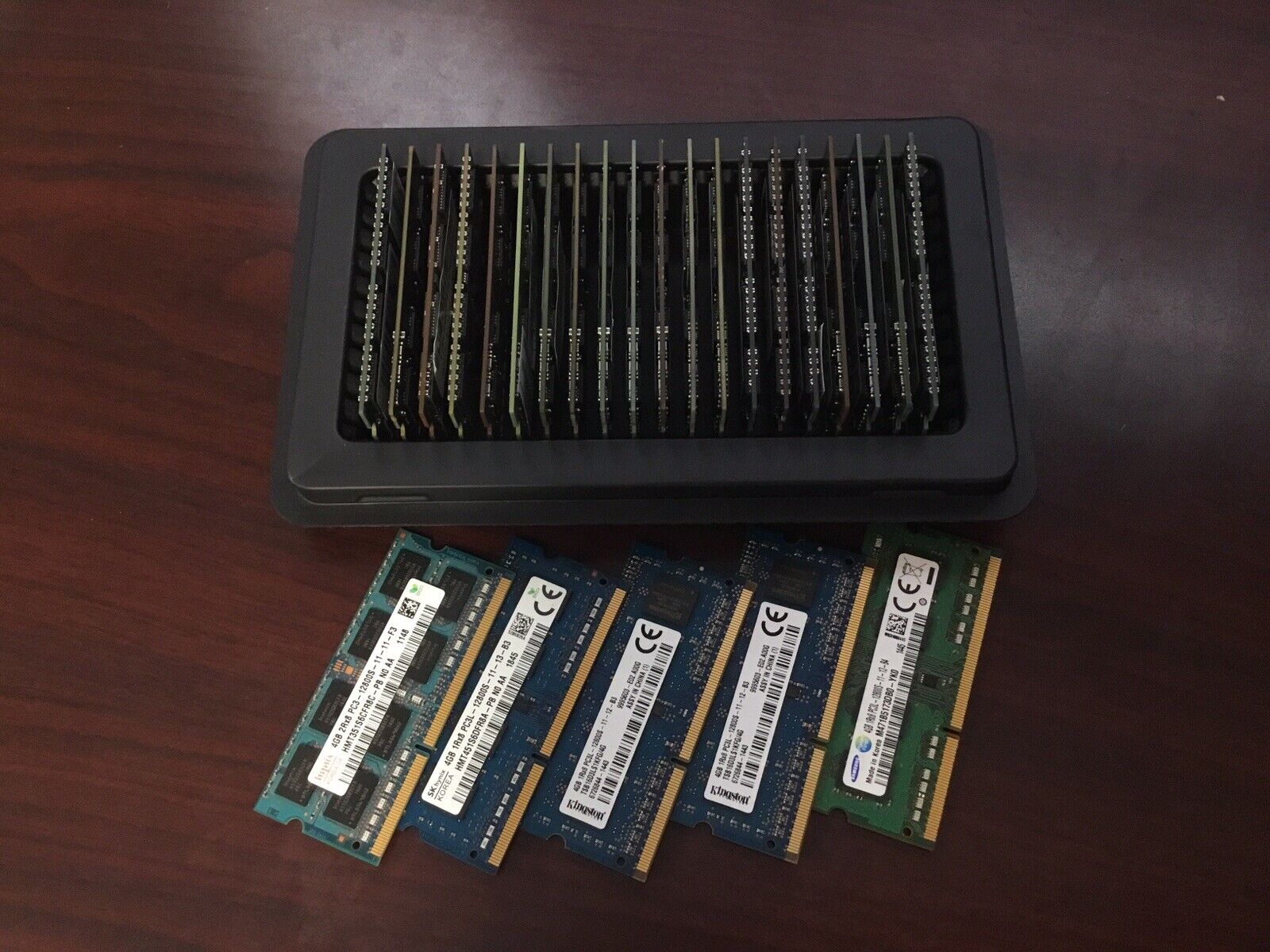 Lot of 25 4gb PC3-12800 DDR3