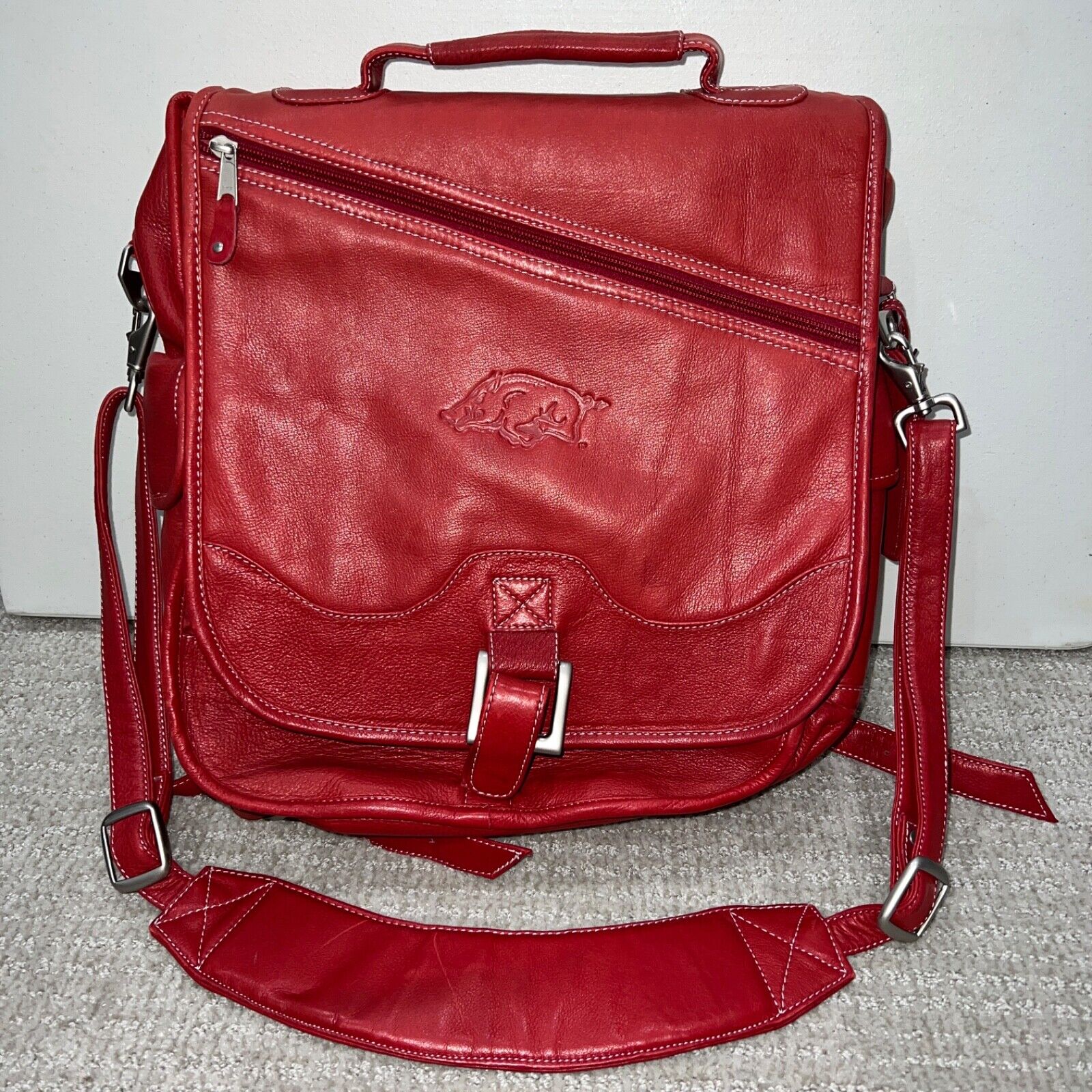 Vintage Red Arkansas Razorbacks Canyon Outback Leather Backpack/Shoulder Bag
