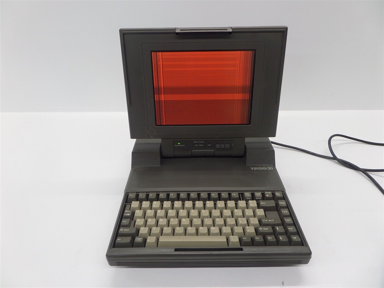 Vintage Toshiba T3100/20 PA7038U Laptop - Display Issue