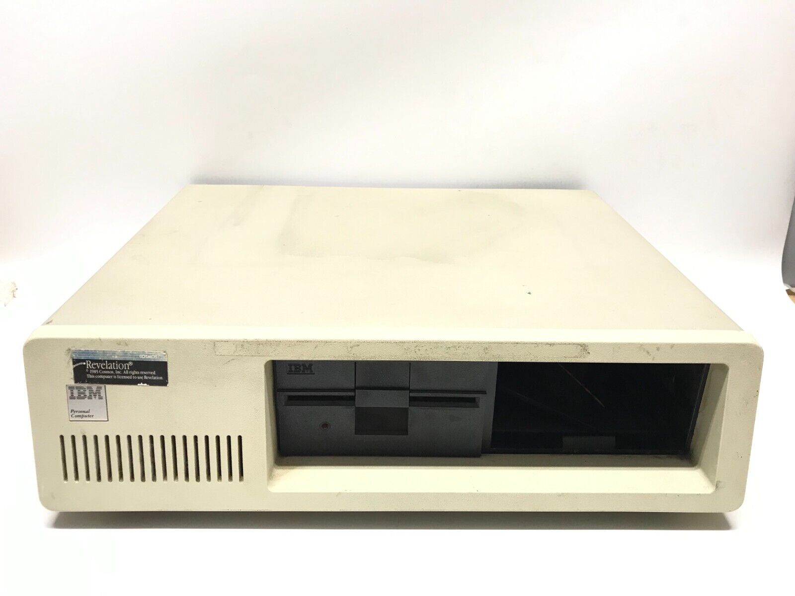 Vintage IBM 5150 Desktop Powers On No HDD