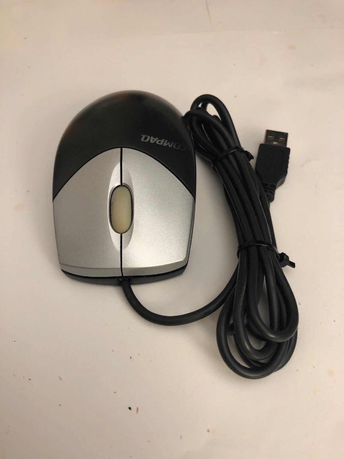 compaq logitech m-ur69 mouse Tested RARE VINTAGE COLLECTIBLE SHIPS N 24 HOURS