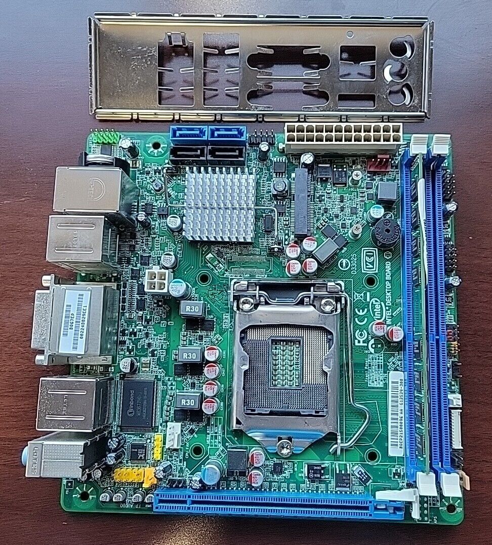 Intel DQ67EP Motherboard with RAM I/O Shield
