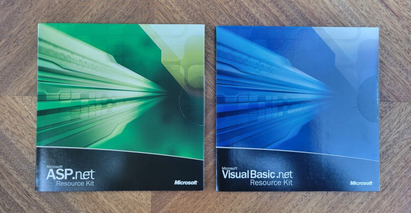 New 2004 Microsoft ASP.net Resource Kit CD ROM & Visual Basic CD